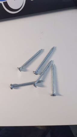 Metallskruvar, 5-pack bild 1