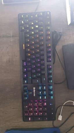 Denver RGB Mekaniskt Tangentbord bild 1