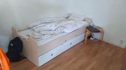 IKEA säng med förvaring bild 2
