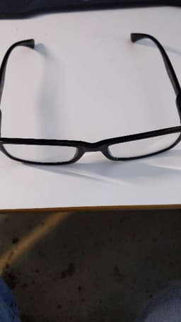 Svarta glasögonbågar bild 1