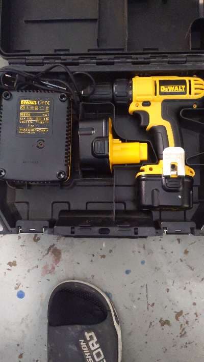DeWalt borrmaskin med laddare - 1200 kr till salu i Sävsjö