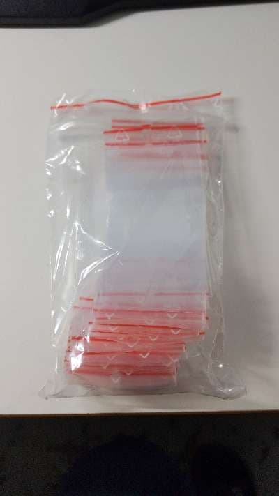 Återförslutningsbara plastpåsar 100-pack - Övrigt till salu i Sävsjö för 50 kr